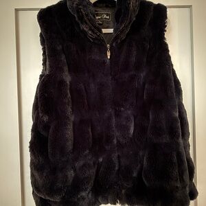 Cozy Black Faux Fur Vest